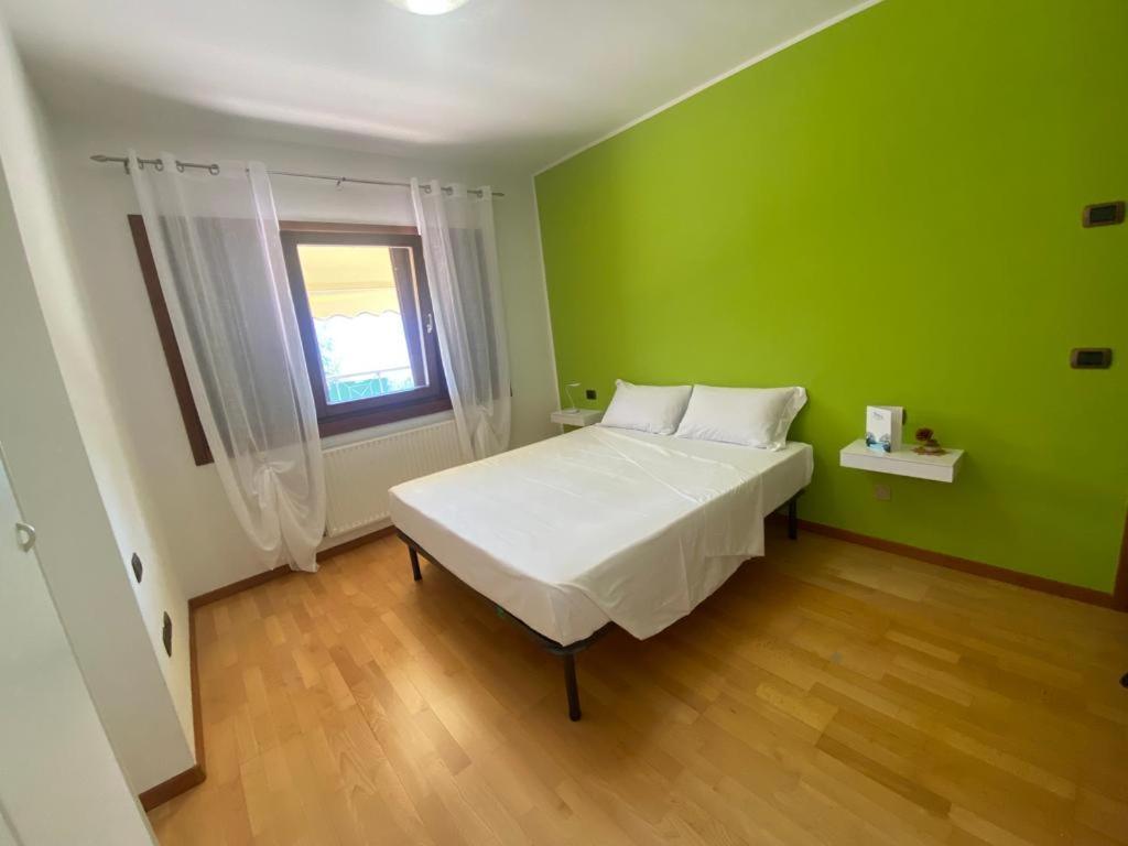 La Casa Sul Lago Apartments - Olive Tree Apartment Limone sul Garda Buitenkant foto